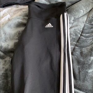 Women’s adidas leggings size large